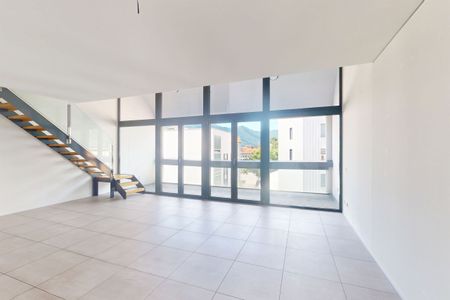 Moderno duplex di 3.5 locali con vista sui castelli con super promozione - Photo 2