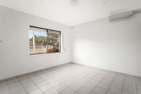 Good Sized Four Bedroom Home! - Photo 4