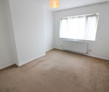 2 bedroom maisonette to rent - Photo 4