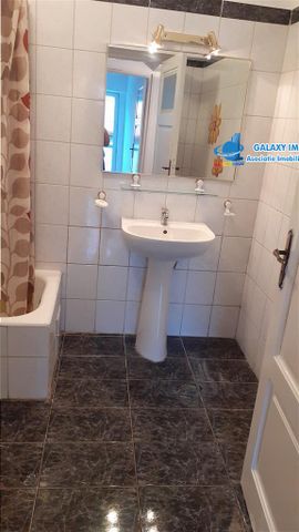 Apartament 3 camere foarte generos ACADEMIA MILITARA / PANDURI - Fotografie 2