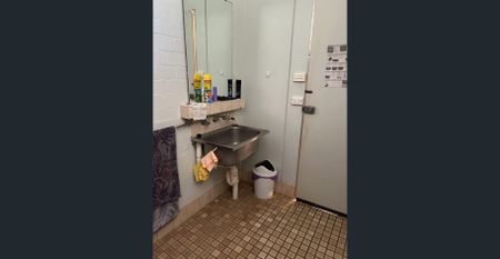 Caravan site with private ensuite! - Photo 3