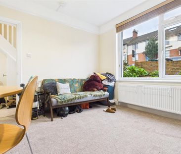 4 bedroom terraced house to rent - Photo 4