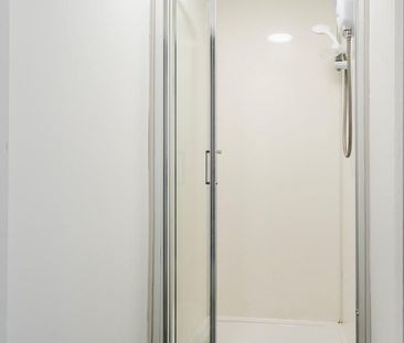 5 bedroom semi-detached house to rent - Photo 1