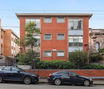 10/82 Grey Street, St Kilda VIC 3182 - Photo 4