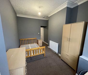 1 Bed Flat, Bolingbroke Road, CV3 - Photo 1