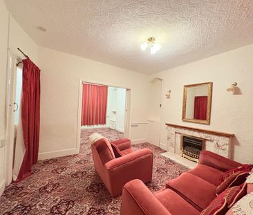 3 bedroom terraced house to rent - Photo 3