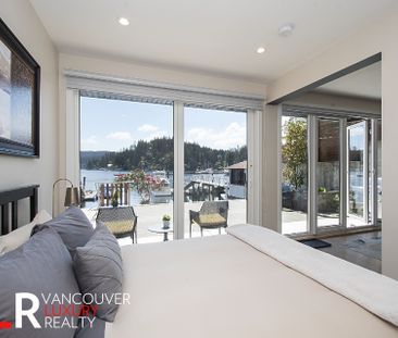 Upper Level Only in North Vancouver, BC - Photo 5