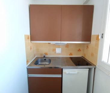 Location Appartement 1 pièce 21m² - Photo 5