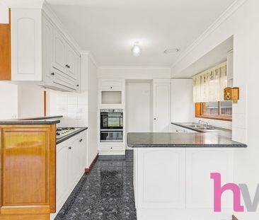 Family friendly home with Large Shed! - Photo 4