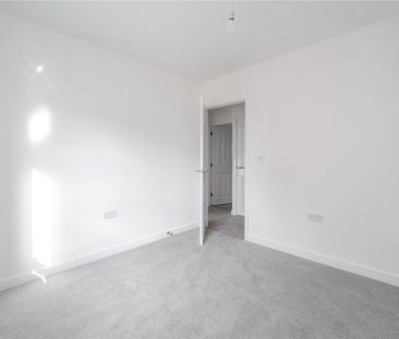 3 bedroom house to rent Elder Drive, Houghton Regis, Dunstable, Bed... - Photo 1