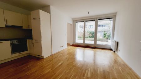 Moderne Zwei-Zimmer-Wohnung mit herrlicher Terrasse in U-Bahn-Nähe - Foto 3