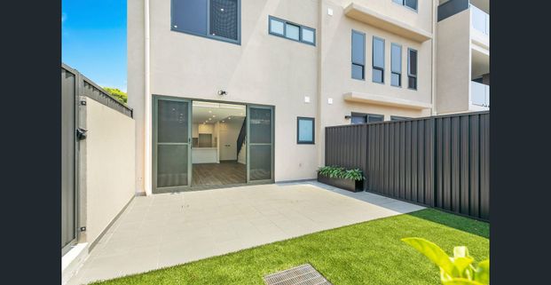 Split level Two Bedroom Unit - Photo 1