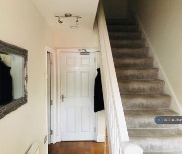 1 bedroom in a house share to rent - Photo 6