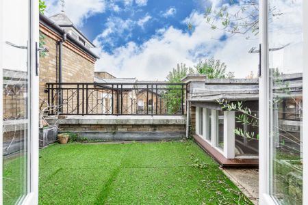 2 bedroom house in Wyfold Road - Photo 2