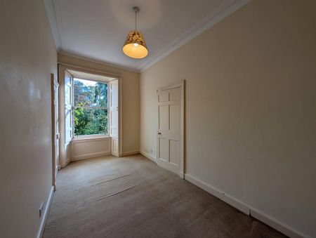 5 bedroom detached house to rent - Photo 3