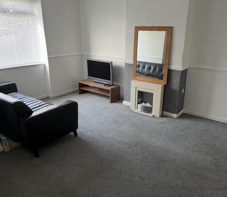 1 bedroom in a house share to rent - Photo 3