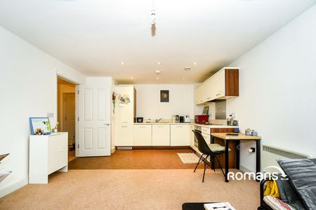 1 bedroom apartment to rent - Photo 4