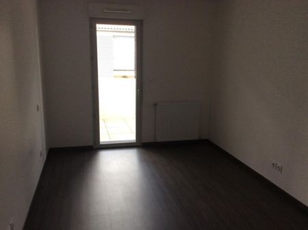 Location Appartement 3 pièces 61m² TOULOUSE 31200 - Photo 2