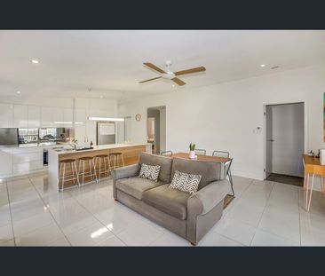 41 Spoonbill Drive, Forest Glen, Qld 4556 - Photo 6