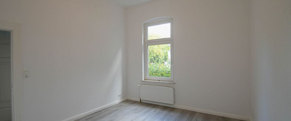 6659 - Sofort Bezugsfrei! Attraktive 4-Zimmer-Wohnung in weißer Altbauvilla im Herzen von Oldenburg! - Foto 1