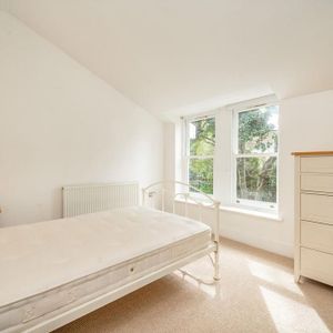 2 bedroom semi-detached house to rent - Photo 2