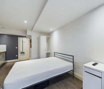 Studio to rent - Photo 4