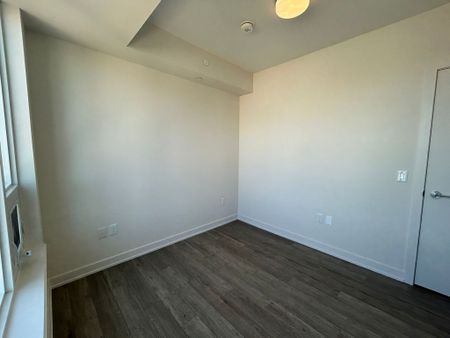 For Lease - 212 King William Street Unit# 715, Hamilton, Ontario - Photo 5