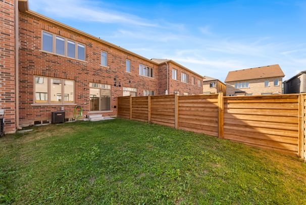 For Lease - 581 Barons Street, Vaughan, Ontario - Photo 1