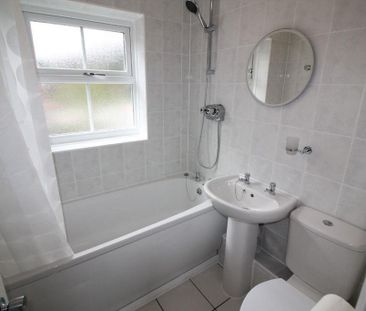 2 bedroom apartment to rent - Photo 6