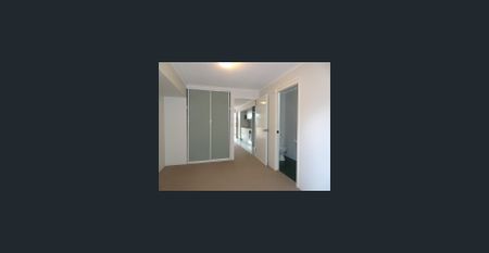 One bedroom unit - Fantastic Location - Close to Public Transport - Photo 5