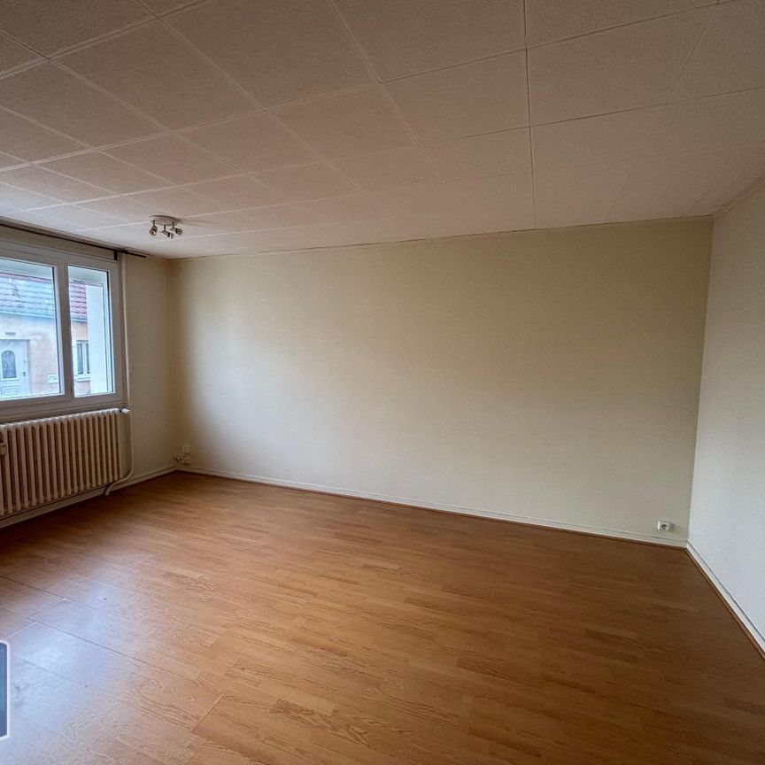 Location Appartement 1 pièce 36m² CHATEAUROUX 36000 - Photo 1