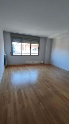 Villaviciosa de Odón, Community of Madrid - Photo 1