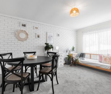 Township Convenience - Photo 2