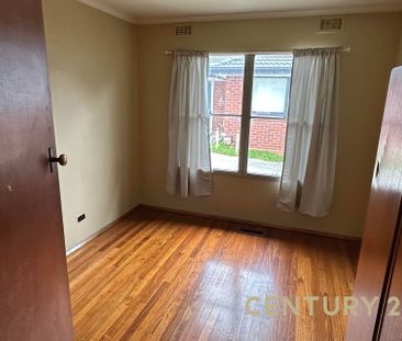 Spacious Family Home in a Peaceful Doveton Location - Photo 3