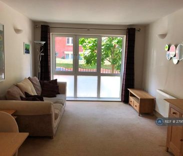 1 bedroom flat to rent - Photo 2