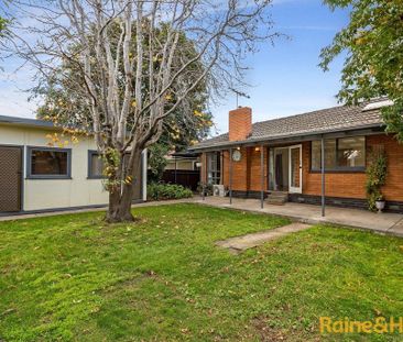 9 Karingal Street, Altona, VIC 3018 - Photo 2