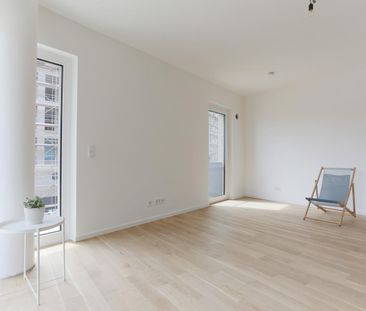 Moderne Erdgeschosswohnung mit schöner Terrasse im Havelquartier Po... - Photo 1