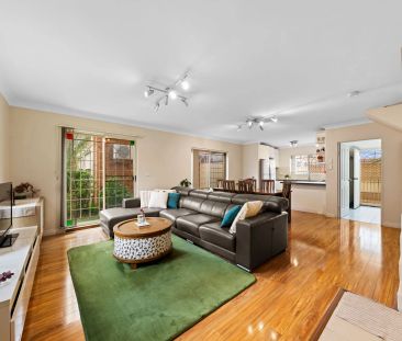 Beautifully presented townhouse in Croydon Park - Photo 2