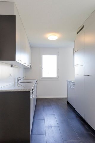 3.5 room apartment on the 3rd floor - Photo 3