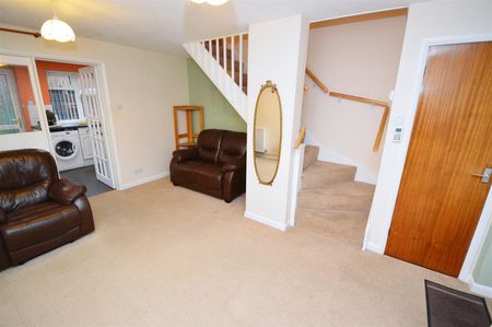 2 Bed House - end terrace - Photo 3