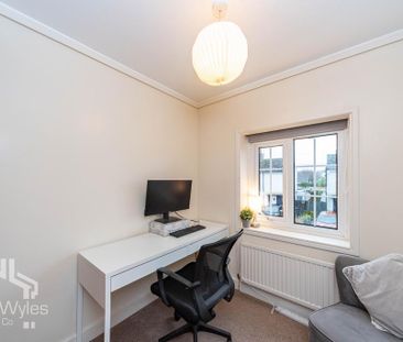 3 bedroom end of terrace house to rent - Photo 6