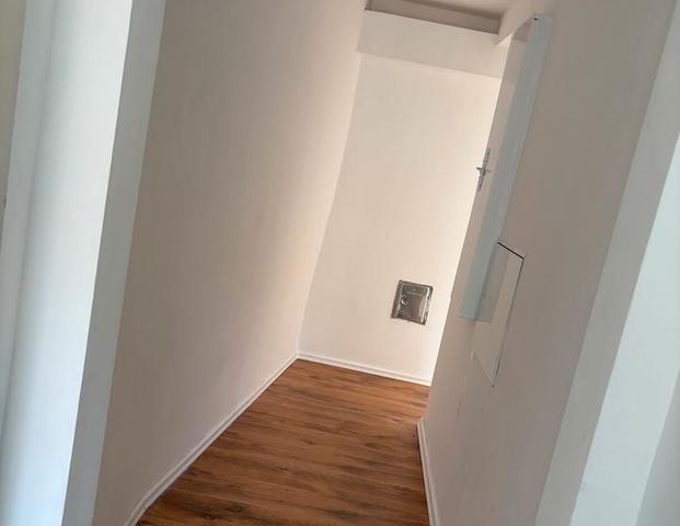 Erstbezug Frisch Sanierte zwei Zimmer Wohnung am Breitenhagen - Foto 1