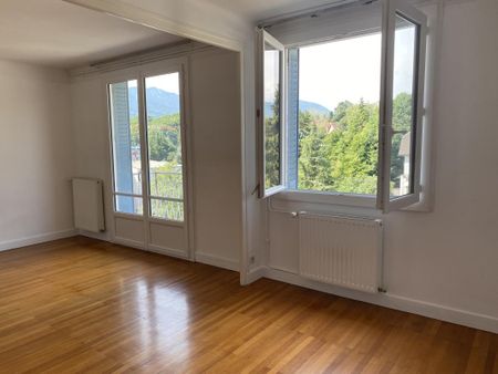 Location Appartement 3 pièces 66m² CHAMBERY 73000 - Photo 2