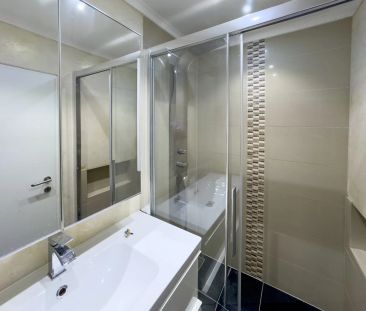 CHARMANTE 2,5 ZIMMER-WOHNUNG IM HOCHPARTERRE - Photo 5