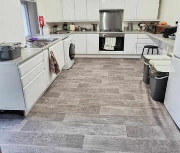 1 bedroom property to rent - Photo 1