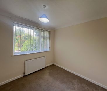 Fall View, Silkstone, S75 4LG - Photo 4