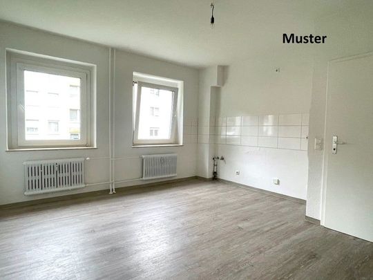 tolle 2-Zi.-Wohnung mit Balkon in modernisiertem Haus - Photo 1