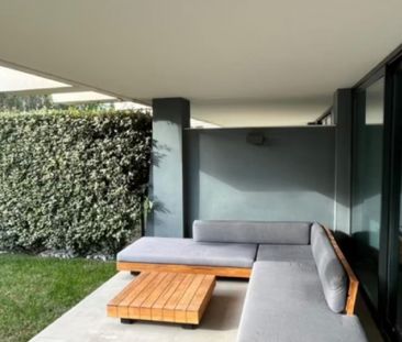 3 Bedroom Apartment For Rent in Selwo, Málaga - Photo 1