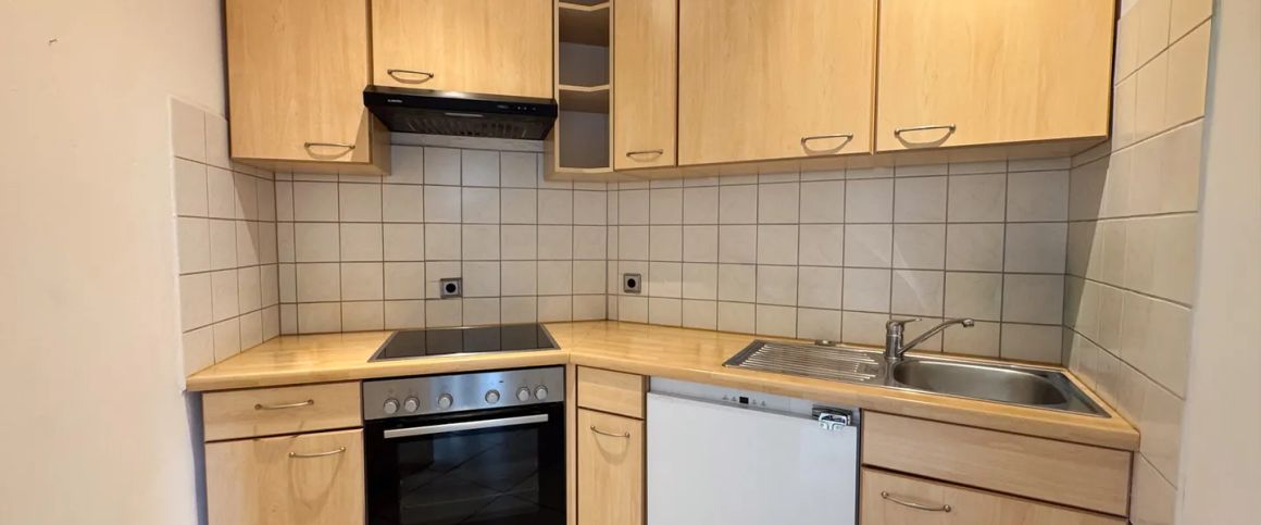 Möblierte 1-Zimmer-Wohnung in Muffendorf, mit großem Balkon und traumhafter Aussicht - Photo 1