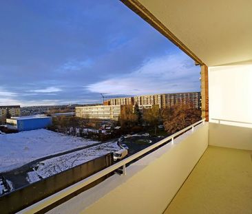 Großzügige 4-Zimmer-Wohnung mit Balkon in ruhiger, grüner Lage - Photo 4